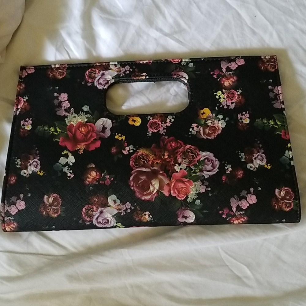 Ladies pouch handbag